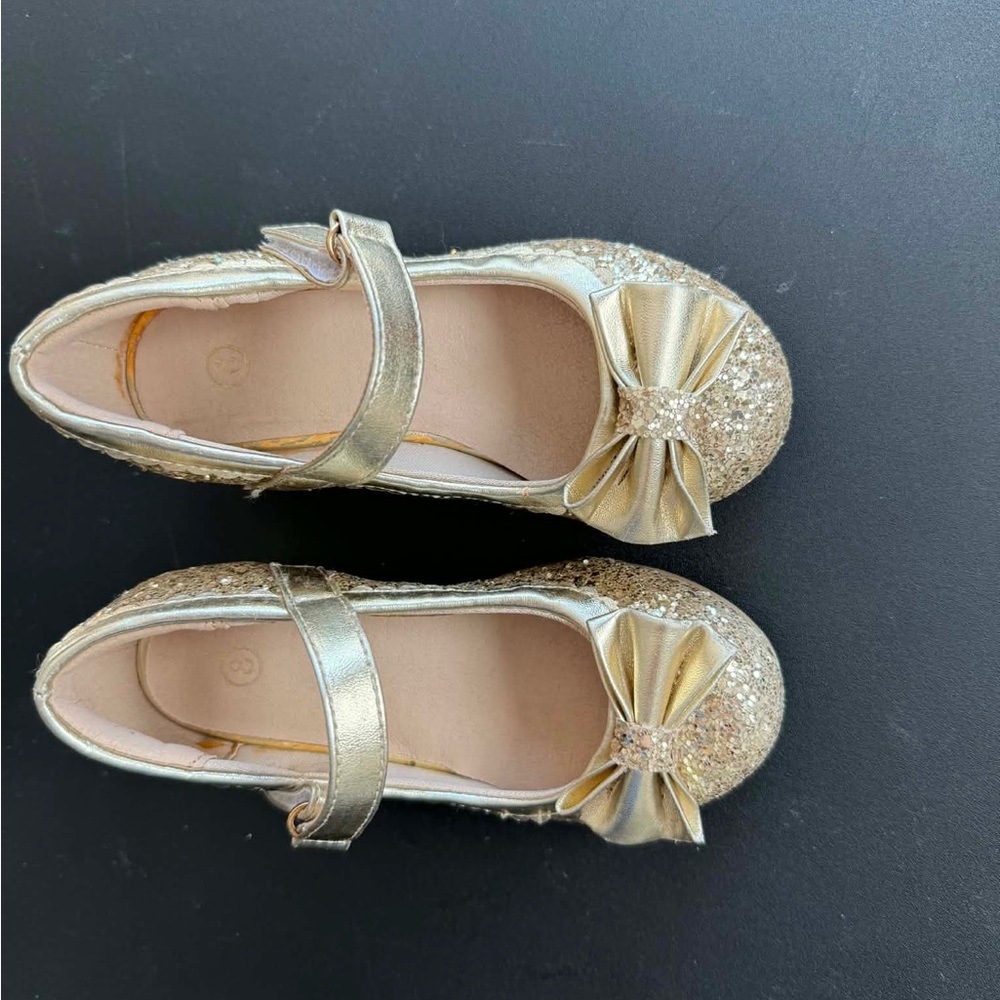 Gold Glitter Mary Jane Dress Shoes | Toddler Size 8 - Picture 5 of 7